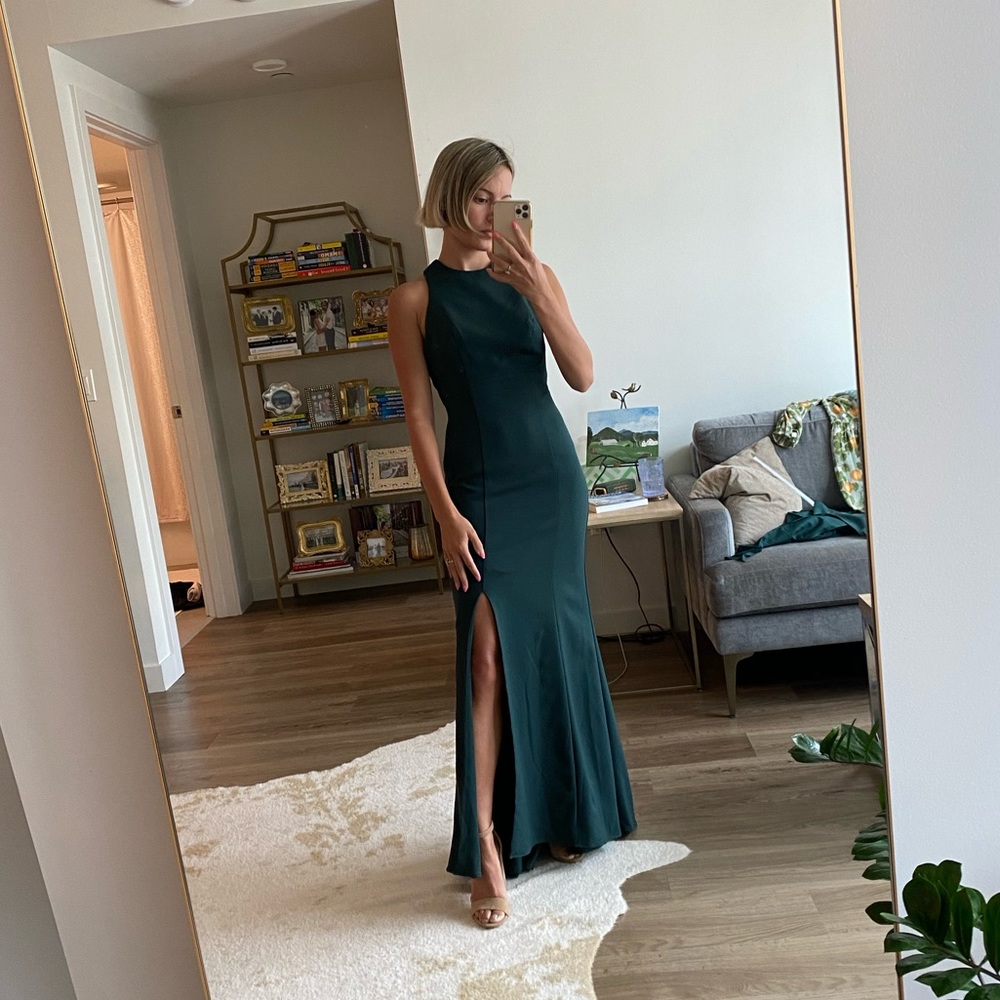 AMSALE Mila Bridesmaid Dress in Hunter Green